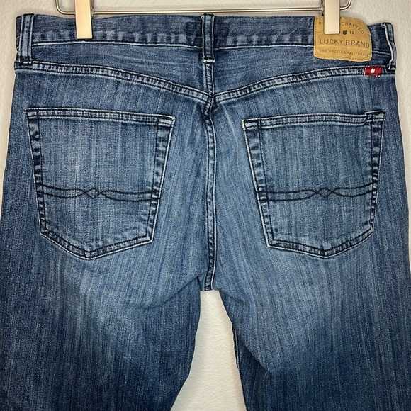 Lucky Brand 221 Original Straight Jeans - Picture 3 of 4
